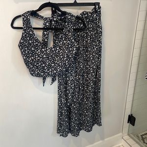 American Eagle Two Piece Floral Set